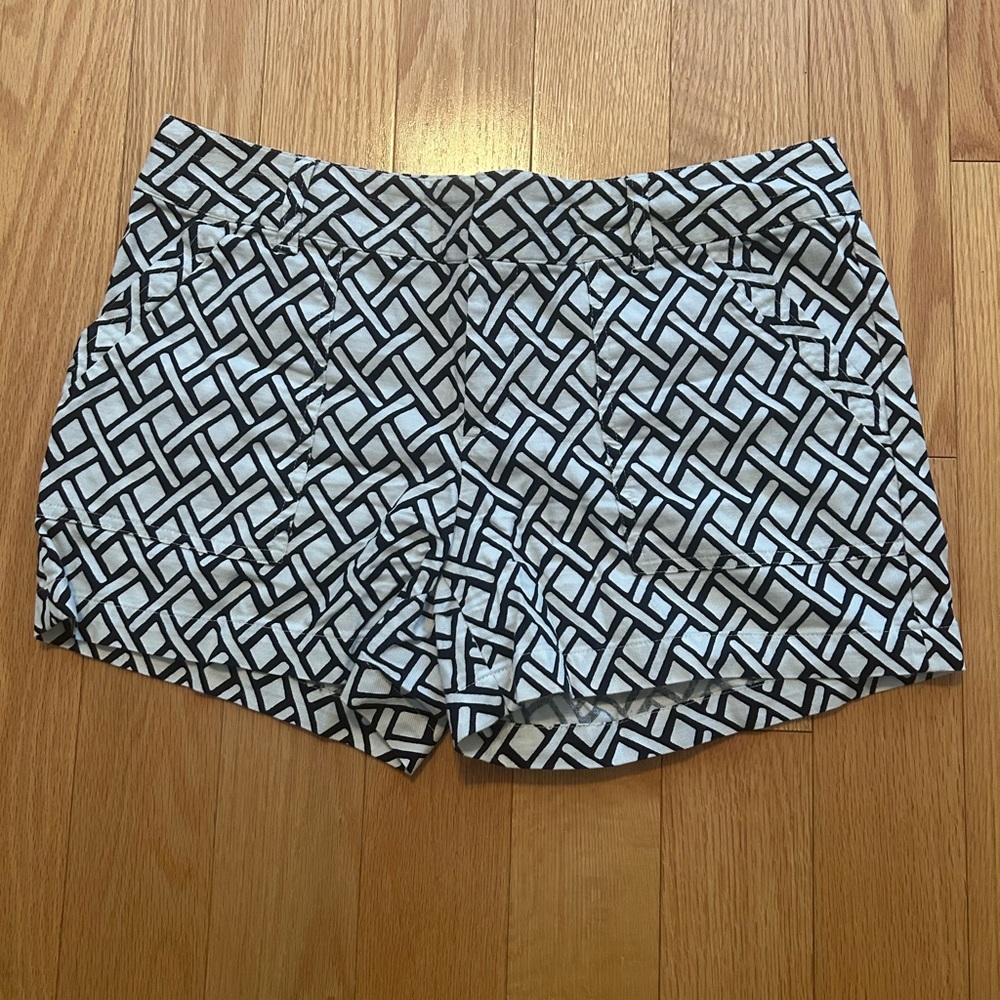 Banana Republic Navy & White Geometric Shorts